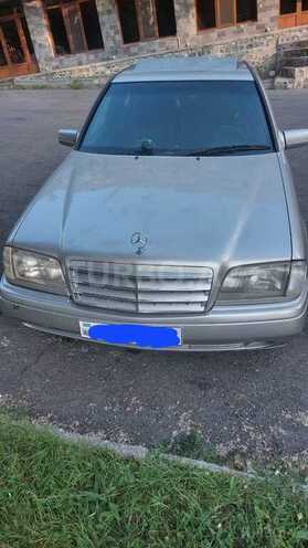 Mercedes C 180-1