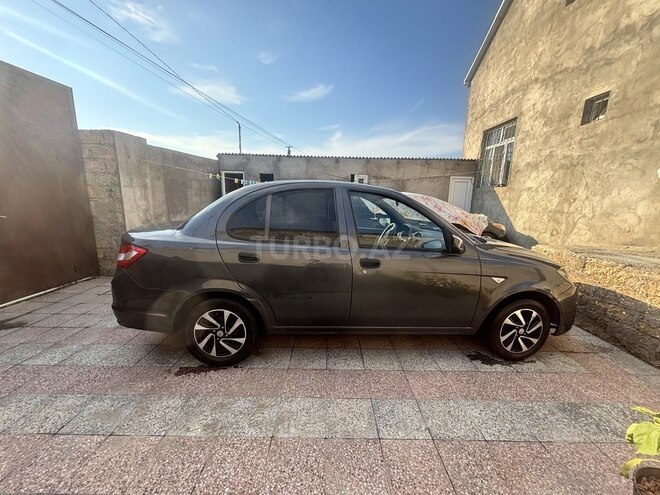 Saipa Saina-4