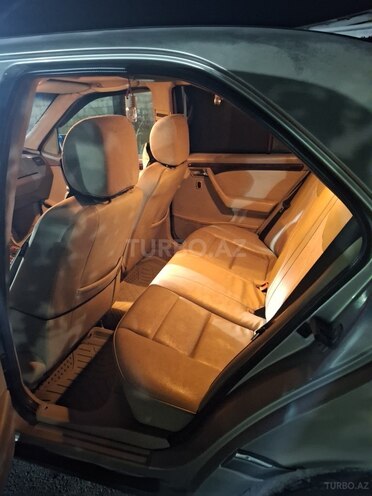 Mercedes C 230-10