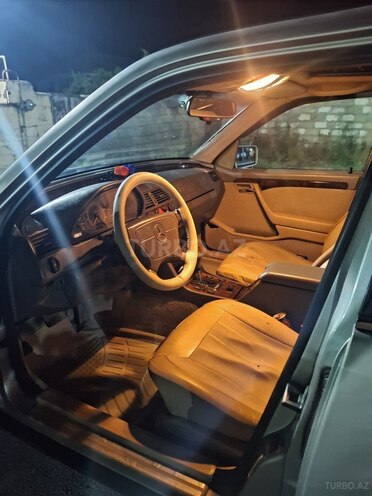 Mercedes C 230-11