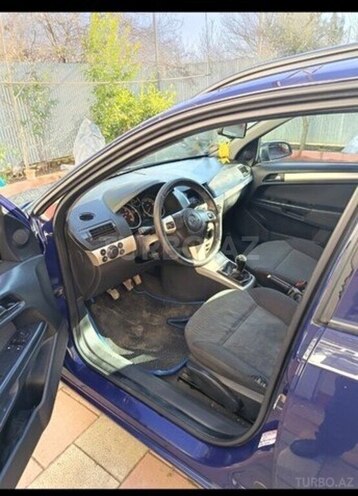 Opel Astra-2