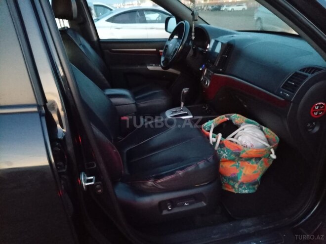Hyundai Santa Fe-6