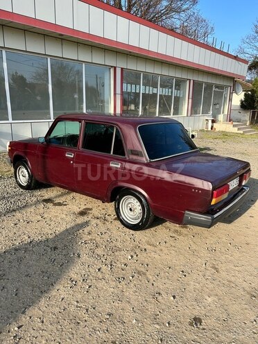 LADA (VAZ) 2107-2