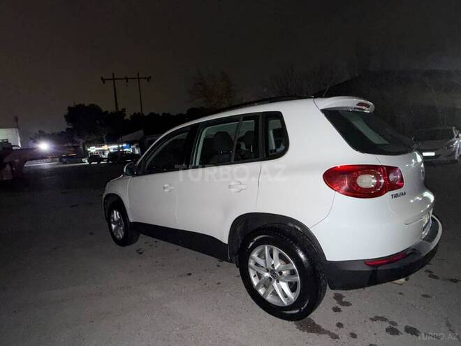 Volkswagen Tiguan-6