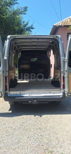 Ford Transit-4