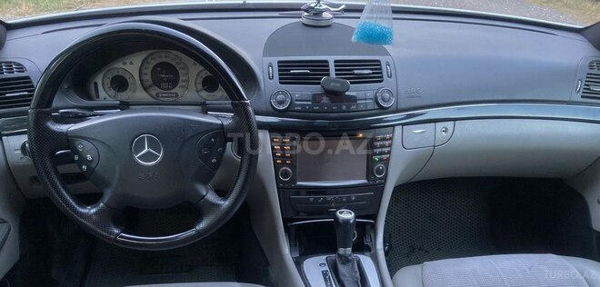 Mercedes E 200-6