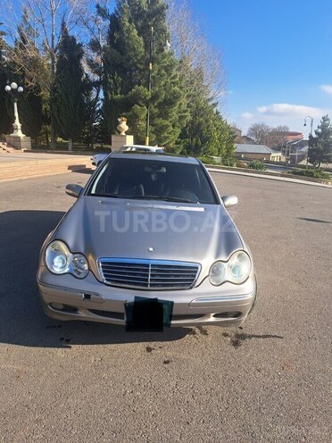 Mercedes C 240-1