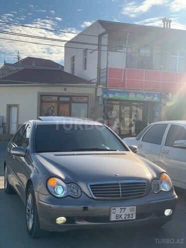 Mercedes C 240-12