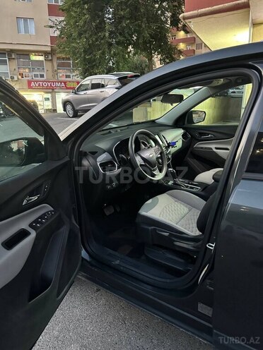Chevrolet Equinox-5