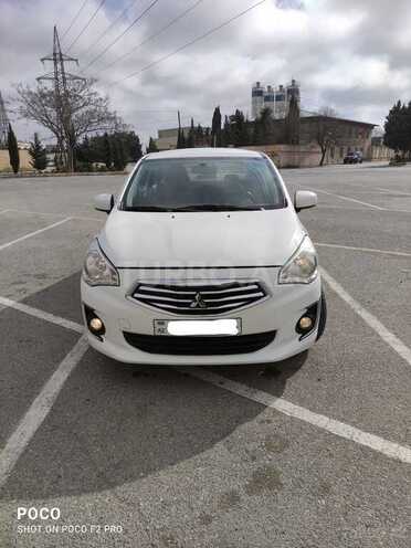Mitsubishi Attrage-1
