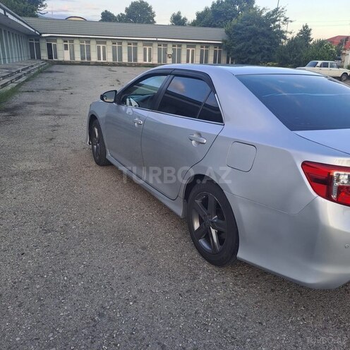 Toyota Camry-4