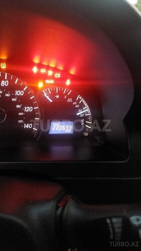 Toyota Camry-13