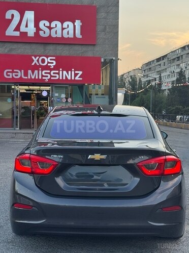 Chevrolet Cruze-2