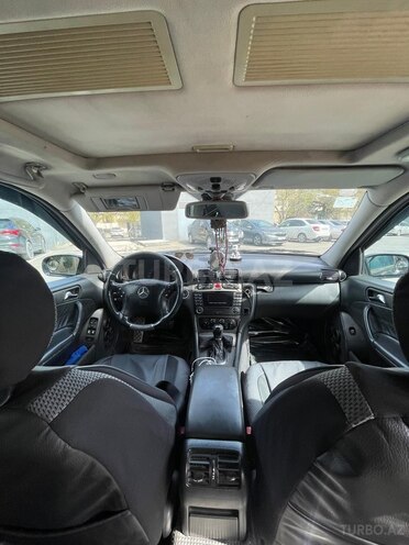 Mercedes C 320-7