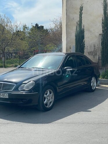Mercedes C 320-2