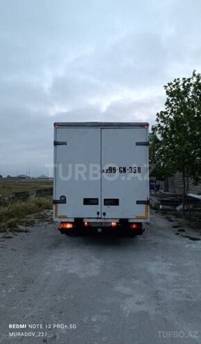 Ford Transit-3