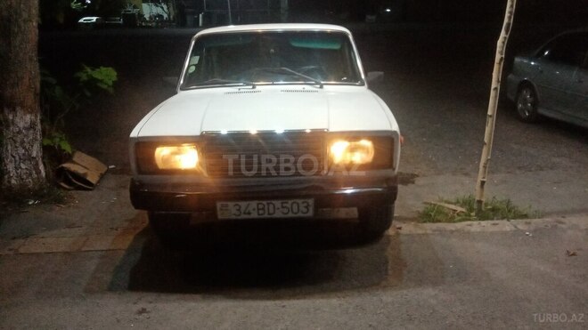LADA (VAZ) 2107-1