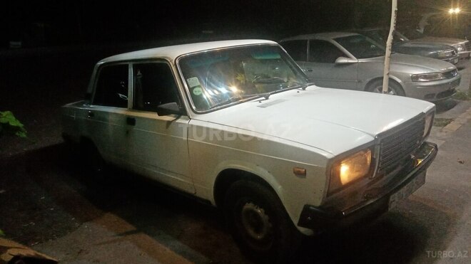 LADA (VAZ) 2107-4