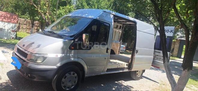 Ford Transit-3