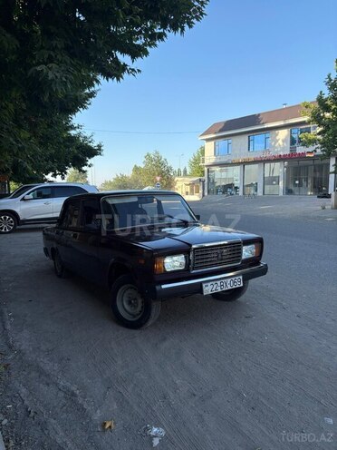 LADA (VAZ) 2107-15