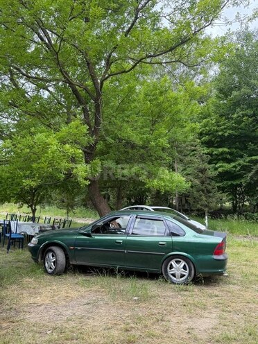 Opel Vectra-6