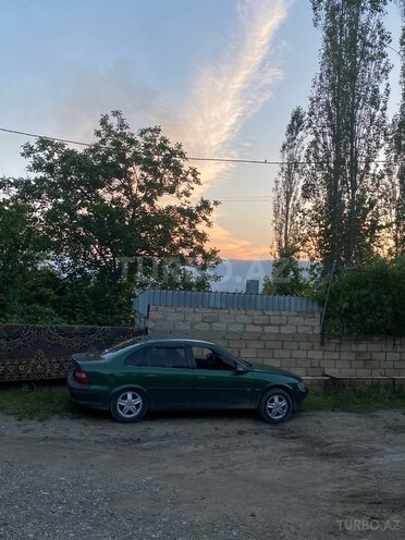 Opel Vectra-5
