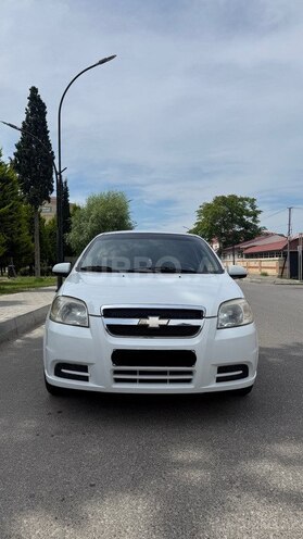 Chevrolet Aveo-1
