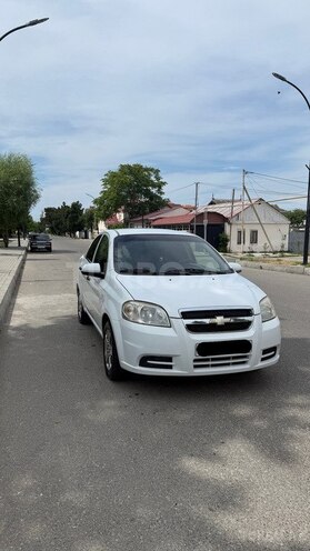 Chevrolet Aveo-4