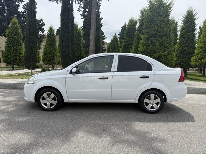 Chevrolet Aveo-6