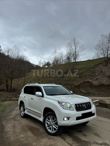 Toyota Land Cruiser Prado-10