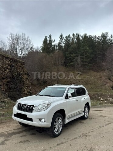 Toyota Land Cruiser Prado-5