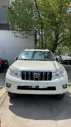 Toyota Land Cruiser Prado-1