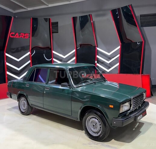 LADA (VAZ) 2107-2