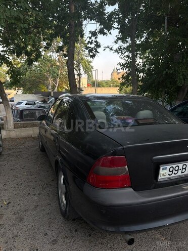 Opel Vectra-7