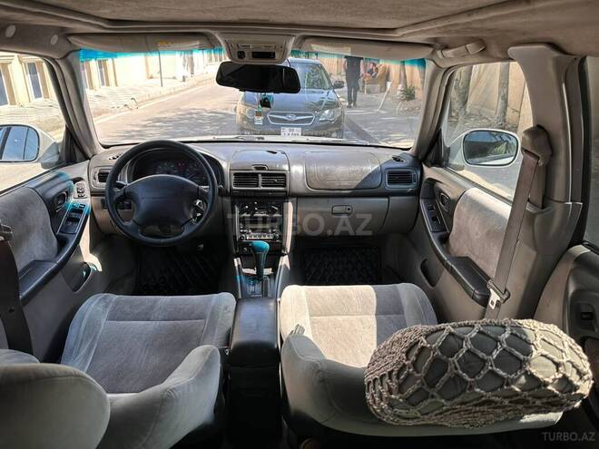 Subaru Forester-3