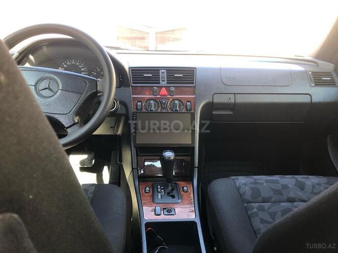 Mercedes C 180-2