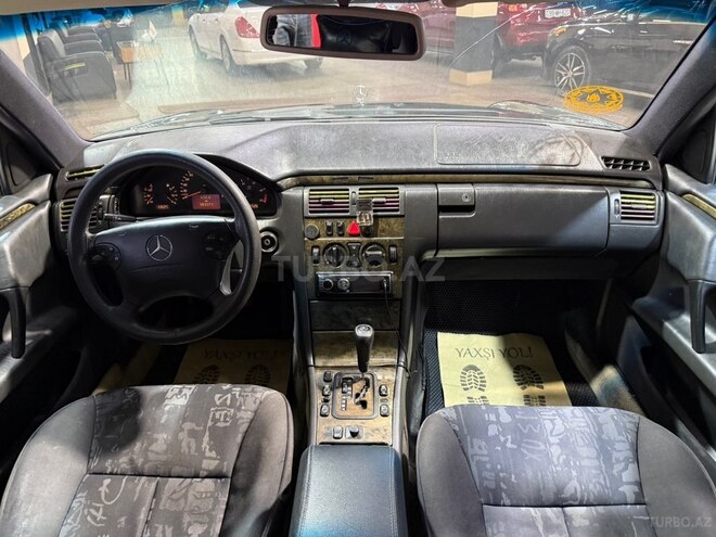 Mercedes E 230-14