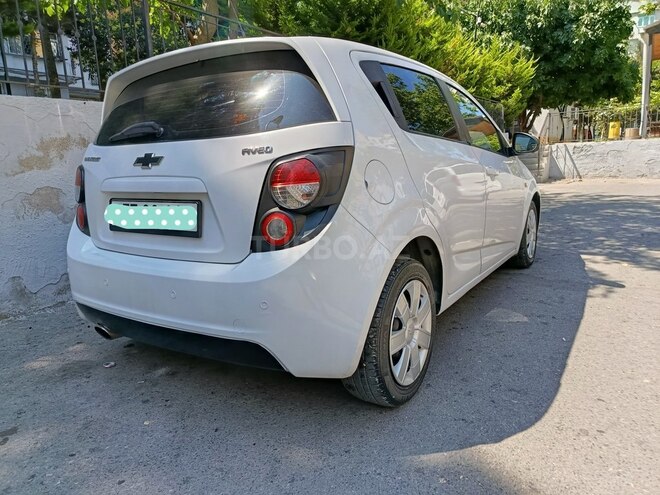 Chevrolet Aveo-4