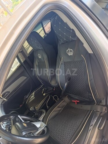 Chevrolet Cruze-7
