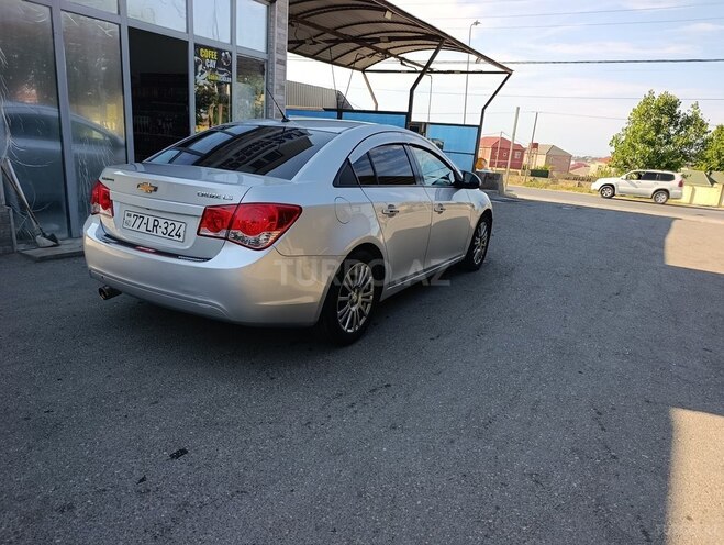 Chevrolet Cruze-6