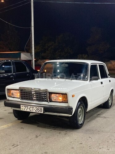 LADA (VAZ) 2107-1