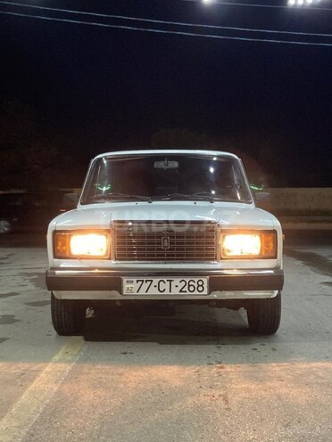 LADA (VAZ) 2107-2