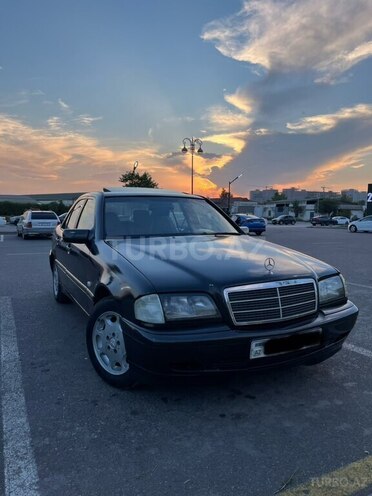 Mercedes C 180-1