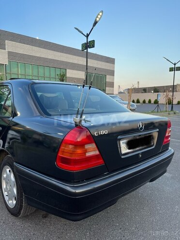 Mercedes C 180-4