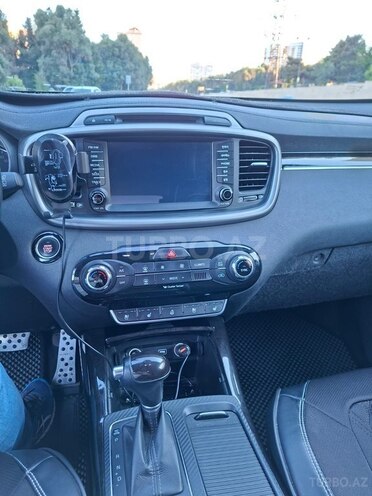 Kia Sorento-10