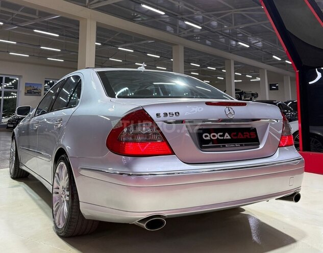 Mercedes E 350-10