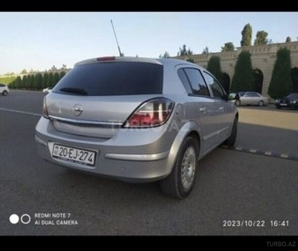 Opel Astra-3