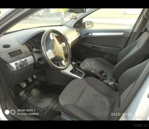 Opel Astra-2
