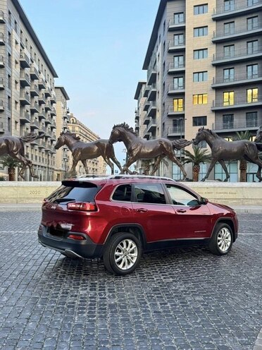 Jeep Cherokee-4