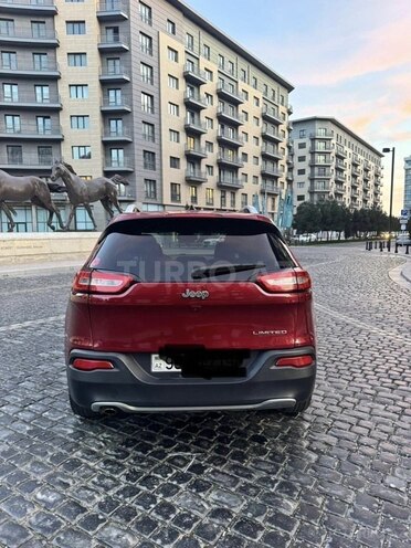 Jeep Cherokee-7